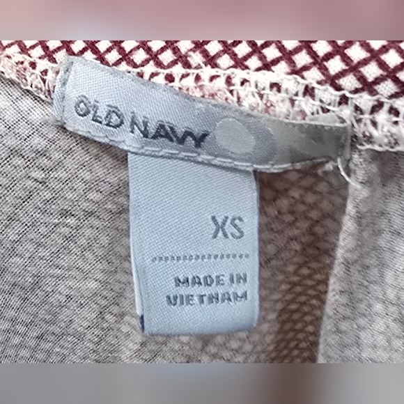 Old Navy, Size XS, Red Gingham Sleeveless Top - Picture 15 of 15